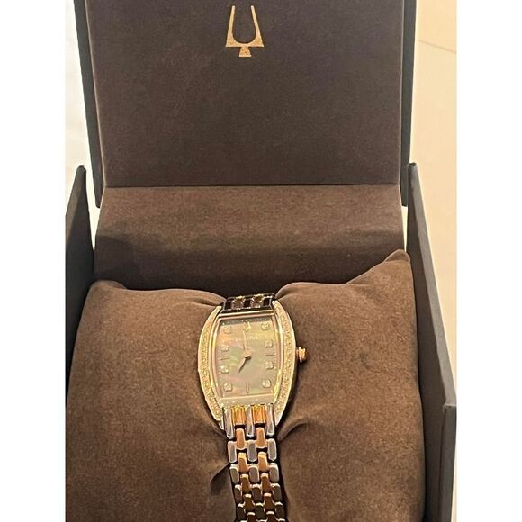 Bulova Tonneau Two-Tone Watch NWOT - Picture 3 of 7